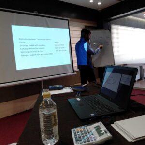 akshat-stock-market-traning-hub-ashram-road-ahmedabad-stock-market-information-cqronrp5d4-300x300